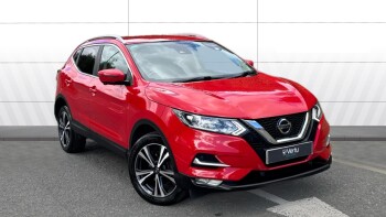 Nissan Qashqai 1.3 DiG-T N-Connecta 5dr Petrol Hatchback
